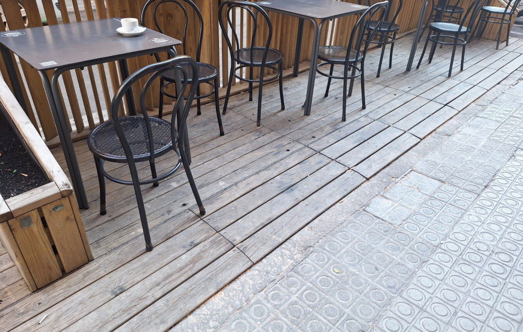 Transfer - Bar Restaurante -
Barcelona - Poble Sec-montjuïc