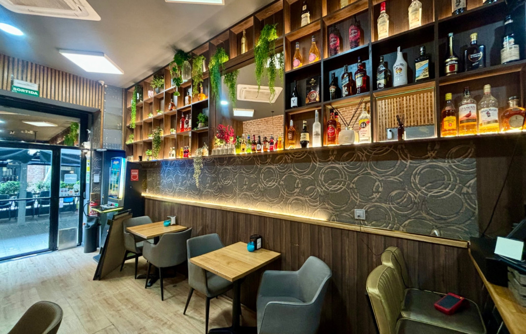 Traspaso - Bar- C1 -
Barcelona - Gràcia