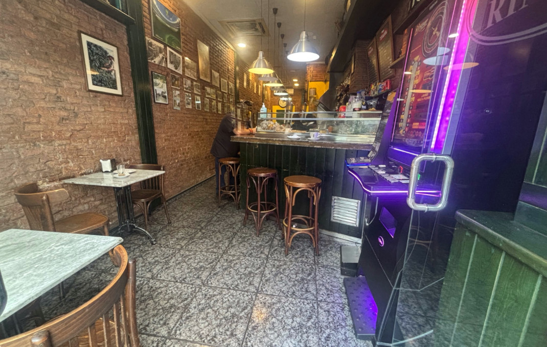 Transfert - Bar Restaurante -
Barcelona - Gràcia