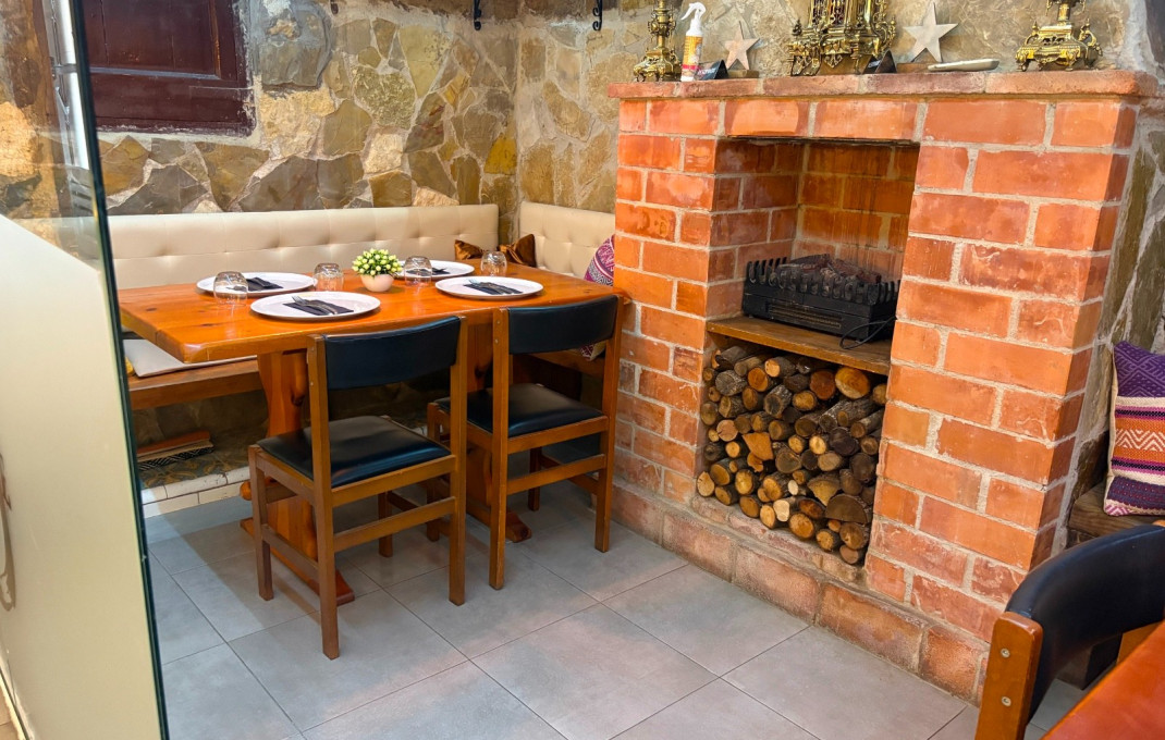 Transfer - Restaurant -
Sant Boi de Llobregat - Centre - Casco Antiguo