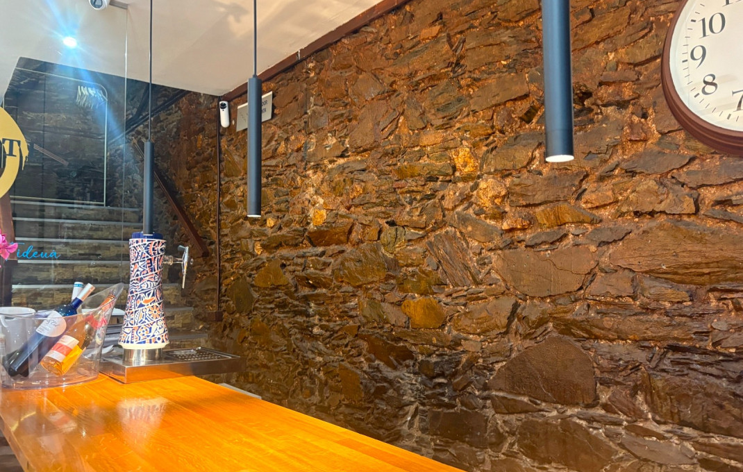 Transfer - Restaurant -
Sant Boi de Llobregat - Centre - Casco Antiguo