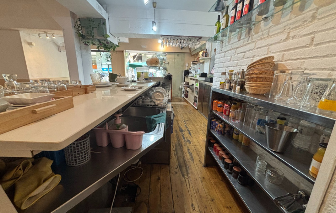 Transfer - Bar Restaurante -
Barcelona - Les corts