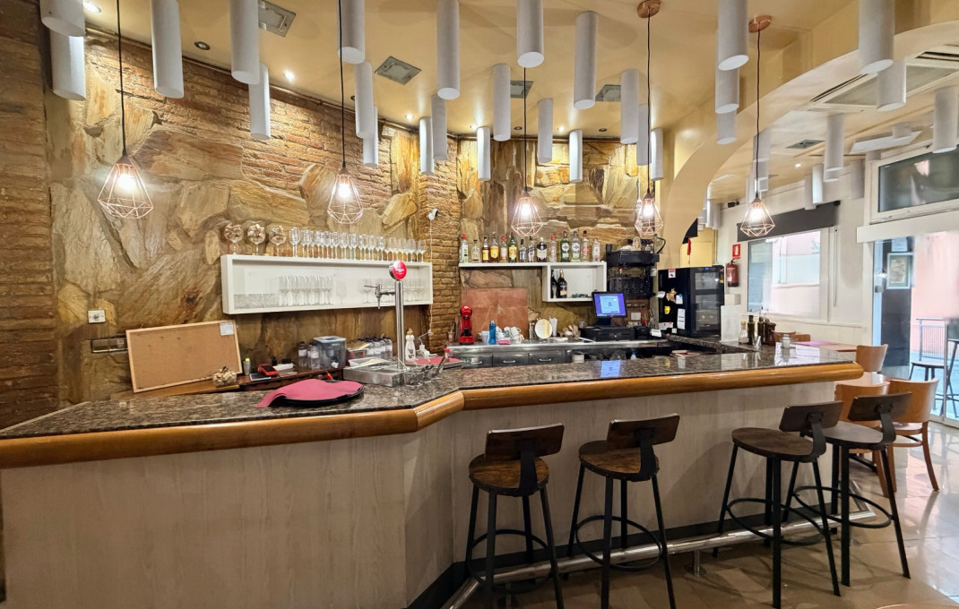 Traspaso - Bar Restaurante -
Barcelona - Sarria-Sant Gervasi