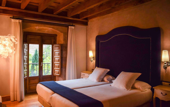 Venta - Hoteles -
Cartes - Riocorvo