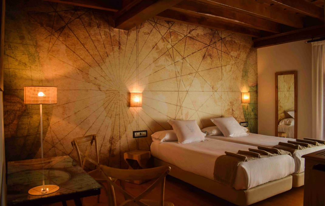 Venta - Hoteles -
Cartes - Riocorvo