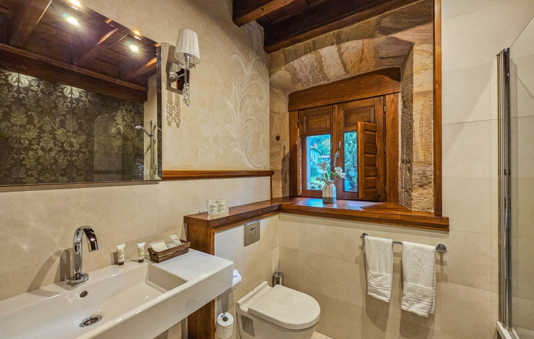 Venta - Hoteles -
Cartes - Riocorvo