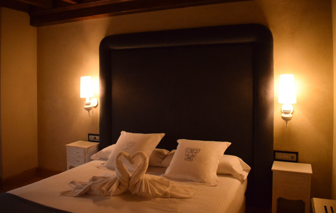 Venta - Hoteles -
Cartes - Riocorvo