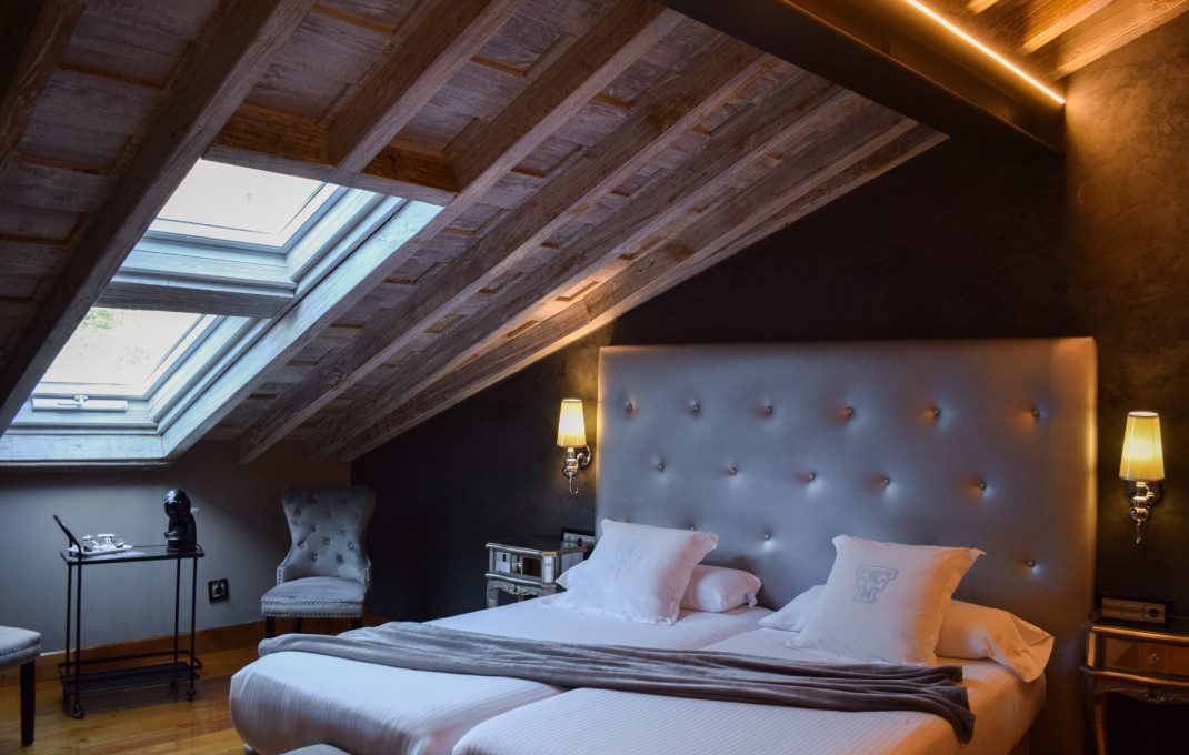 Venta - Hoteles -
Cartes - Riocorvo