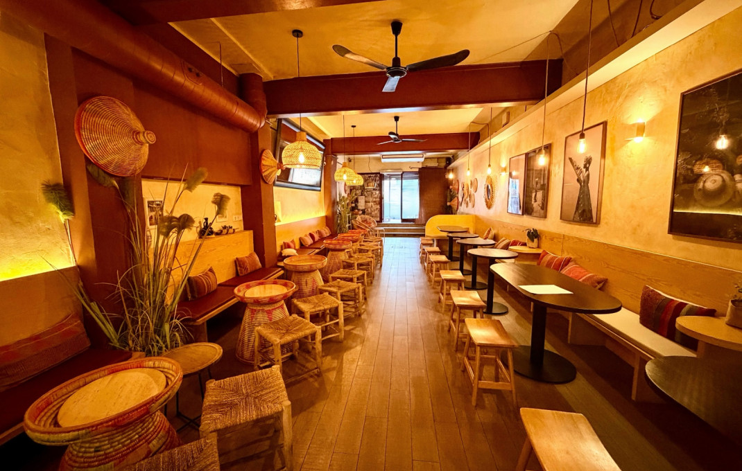 Traspaso - Bar Restaurante -
Barcelona - Sants