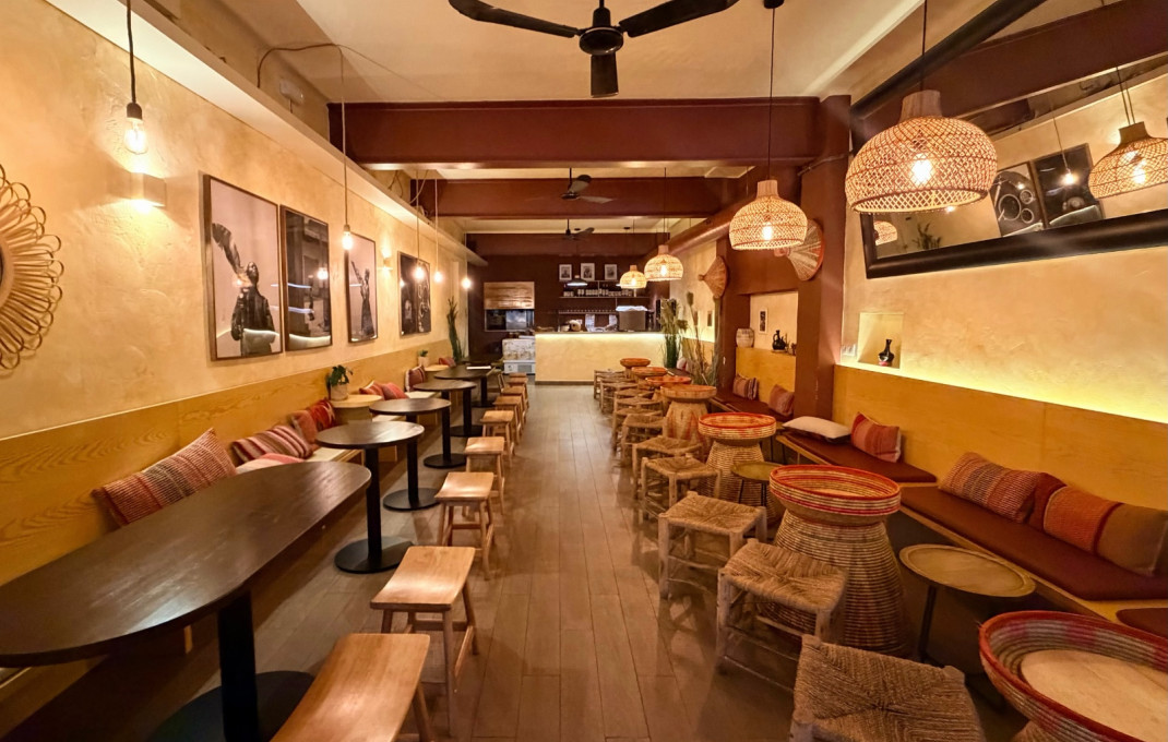 Traspaso - Bar Restaurante -
Barcelona - Sants