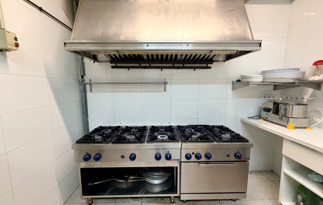 Traspaso - Bar Restaurante -
Barcelona - Sants