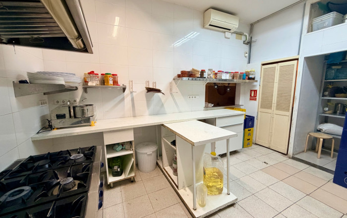 Traspaso - Bar Restaurante -
Barcelona - Sants