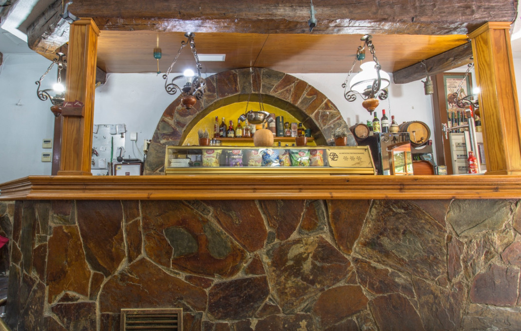 Traspaso - Bar Restaurante -
Esplugues de Llobregat - Montesa