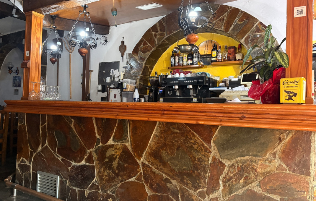 Traspaso - Bar Restaurante -
Esplugues de Llobregat - Montesa