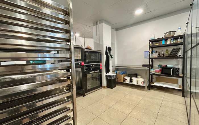 Traspaso - Obradores y/o Panaderias -
Barcelona - La Nova Esquerra De L´ Eixample