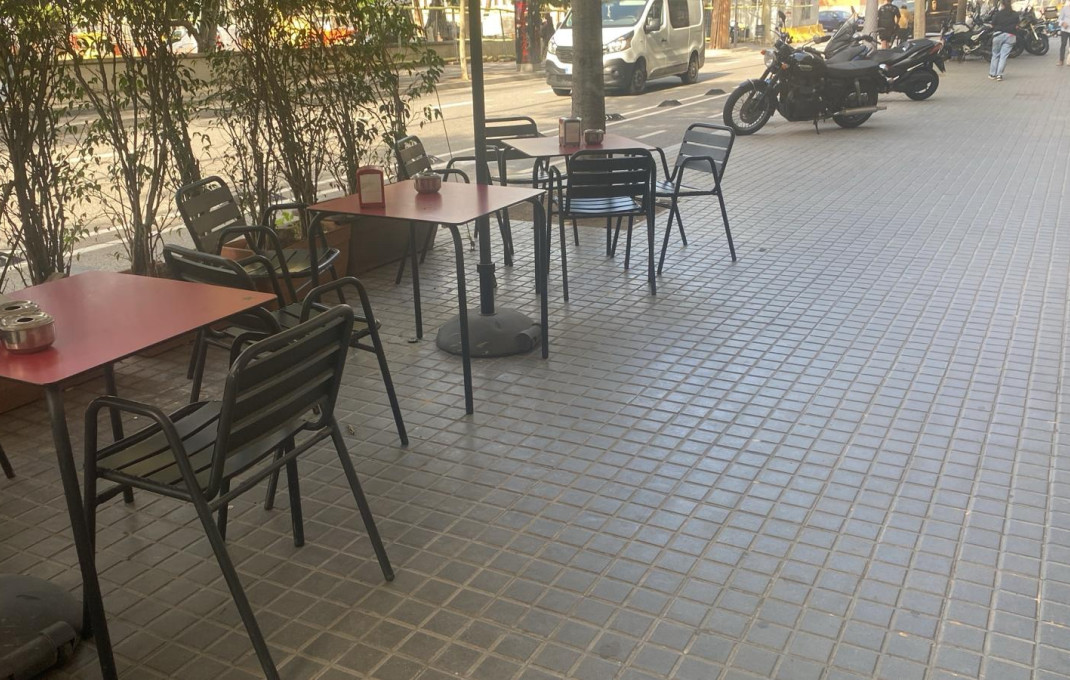 Traspaso - Bar Restaurante -
Barcelona - Eixample