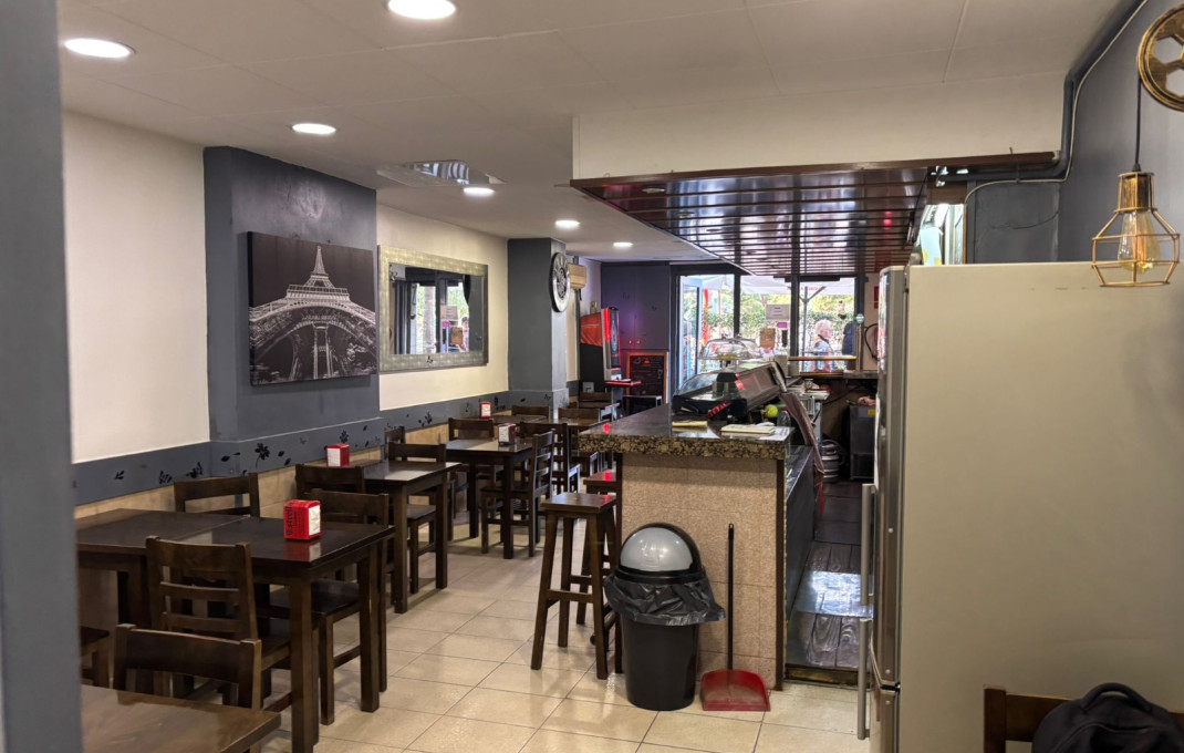 Traspaso - Bar Restaurante -
Barcelona - Eixample