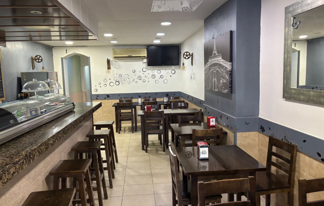 Traspaso - Bar Restaurante -
Barcelona - Eixample