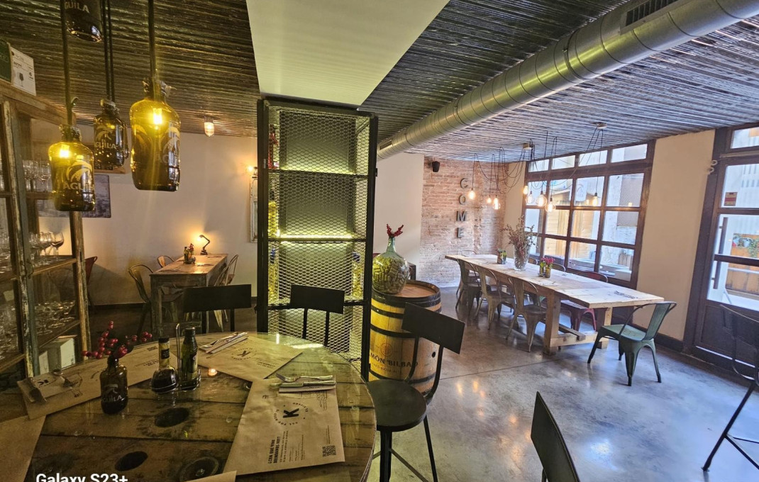 Traspaso - Restaurante -
Barcelona - Sarriá - Francesc Macia