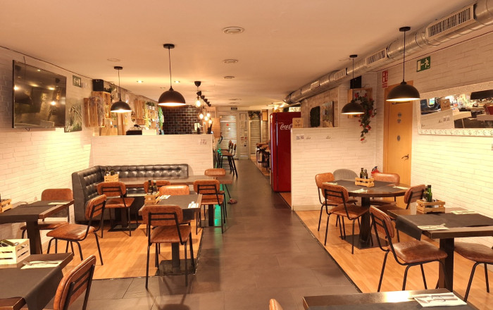 Traspaso - Restaurante -
Barcelona - Sant Martí