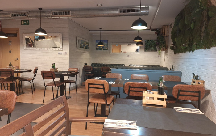 Traspaso - Restaurante -
Barcelona - Sant Martí