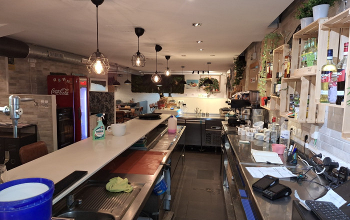 Traspaso - Restaurante -
Barcelona - Sant Martí