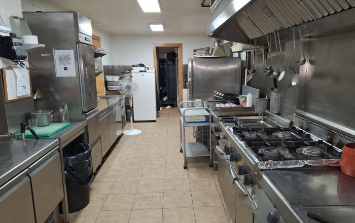 Traspaso - Restaurante -
Barcelona - Sant Martí