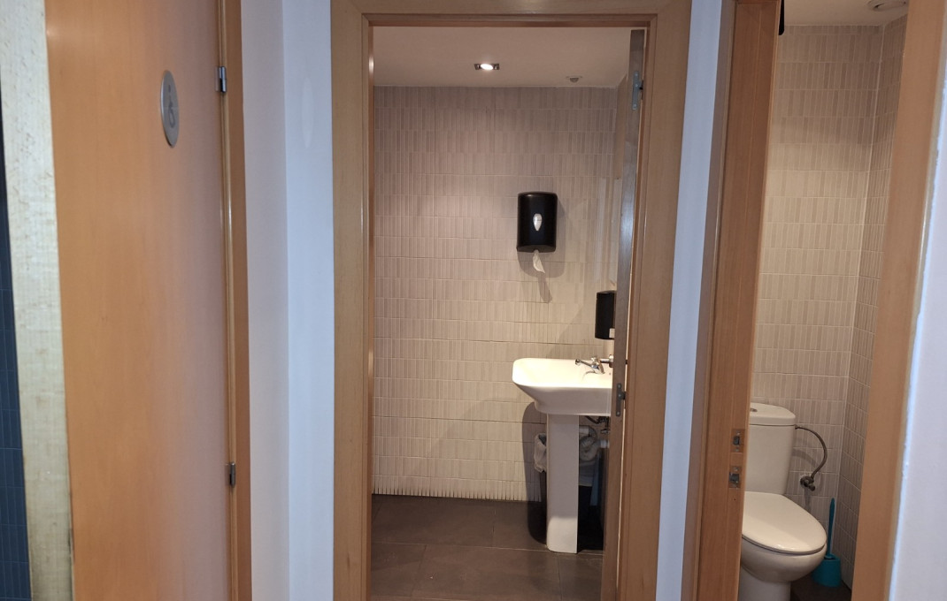 Traspaso - Restaurante -
Barcelona - Sant Martí