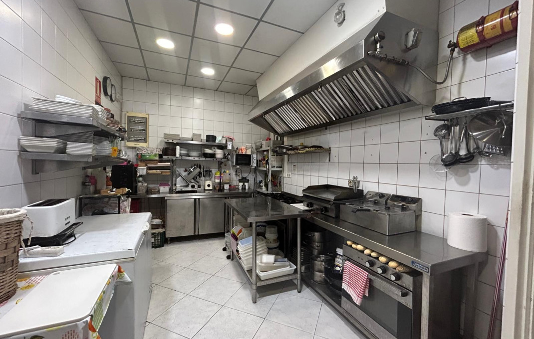 Traspaso - Bar Restaurante -
Barcelona - Eixample Derecho