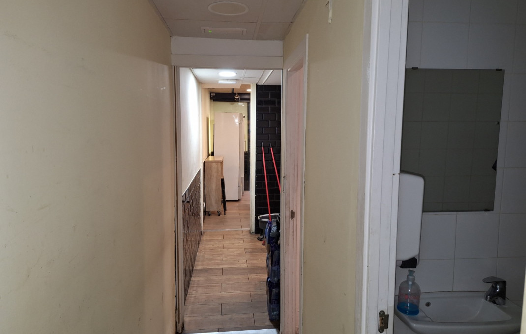 Traspaso - Obradores y/o Panaderias -
Barcelona - Sagrada familia