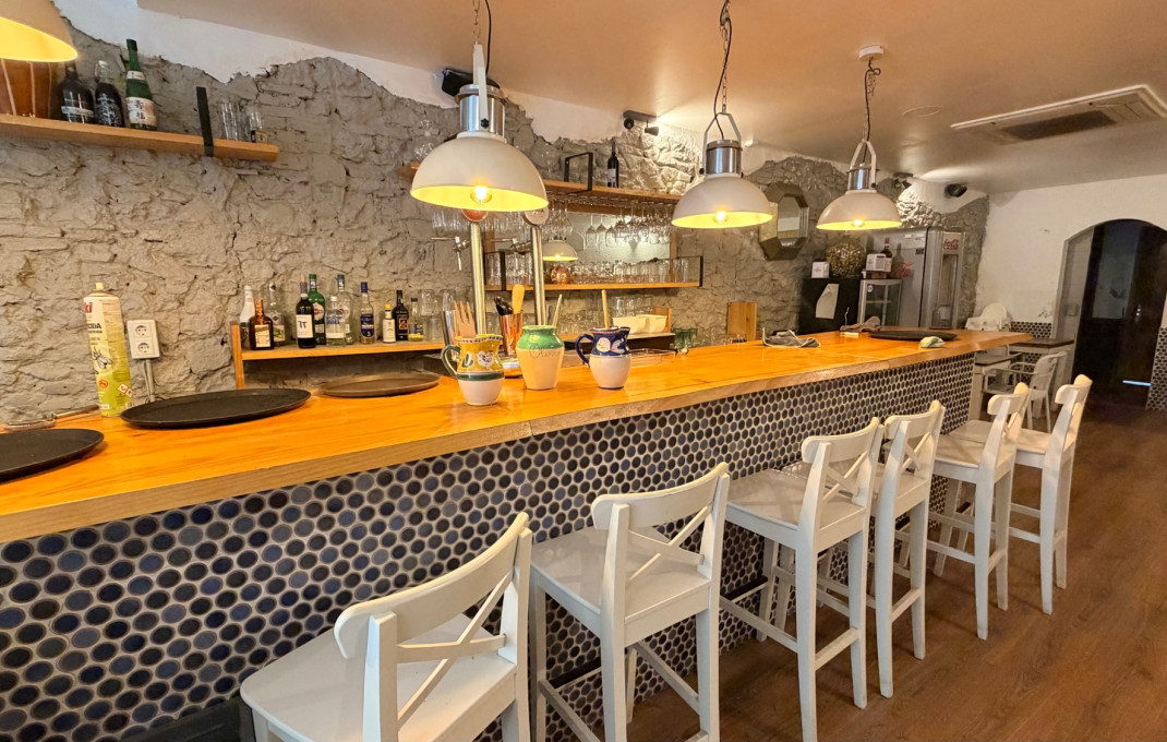 Traspaso - Restaurante -
Barcelona - Poblenou