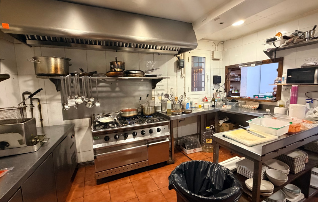 Traspaso - Restaurante -
Barcelona - Poblenou