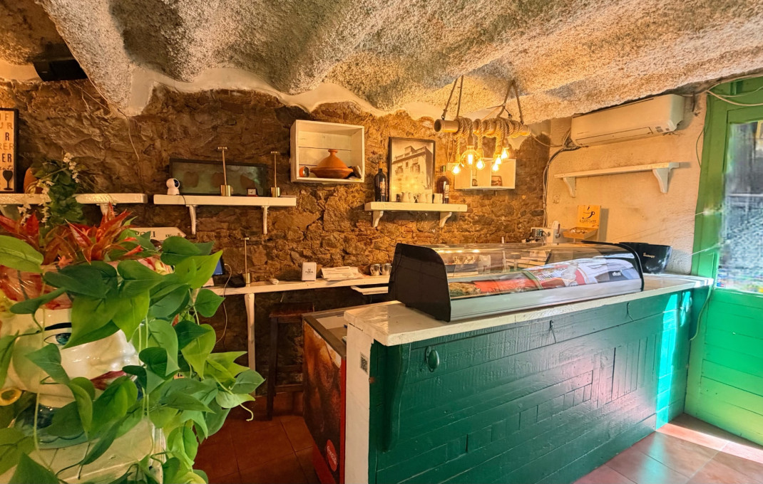 Traspaso - Restaurante -
Barcelona - Poblenou