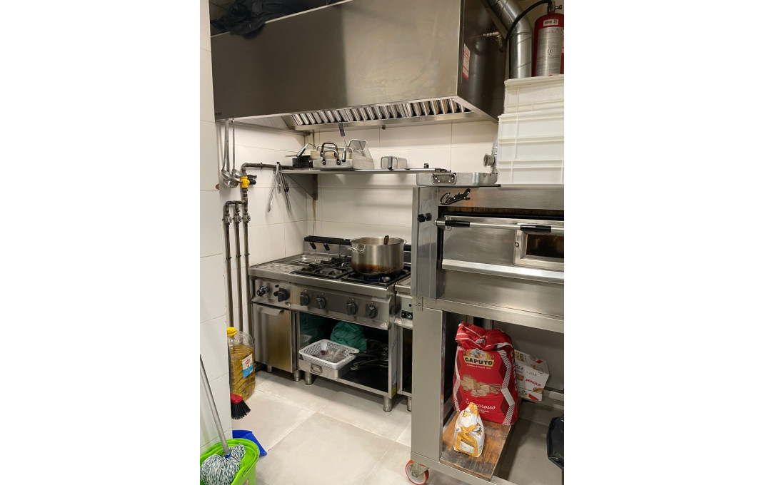 Traspaso - Bar Restaurante -
Barcelona - Clot