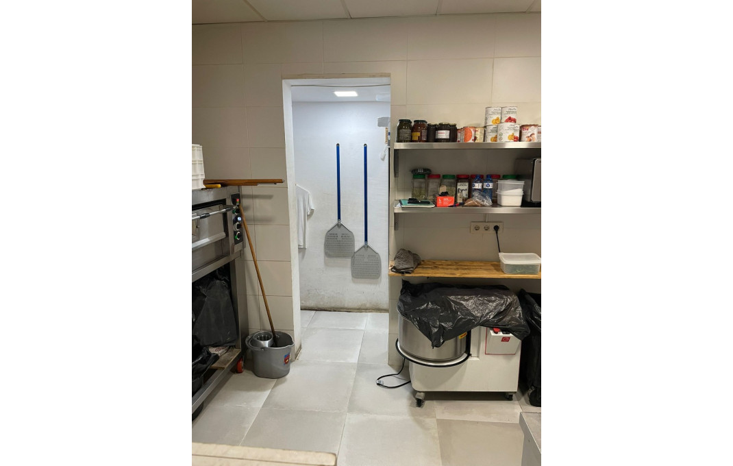 Traspaso - Bar Restaurante -
Barcelona - Clot