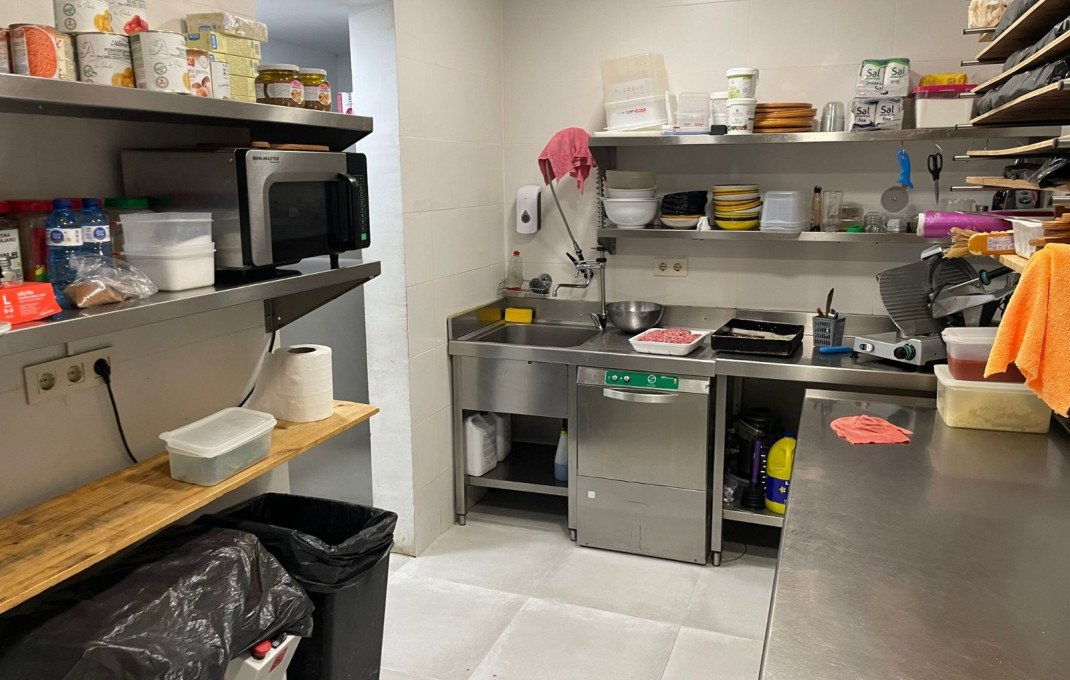 Traspaso - Bar Restaurante -
Barcelona - Clot