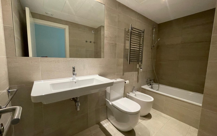 Sale - Piso -
Barcelona - Les corts