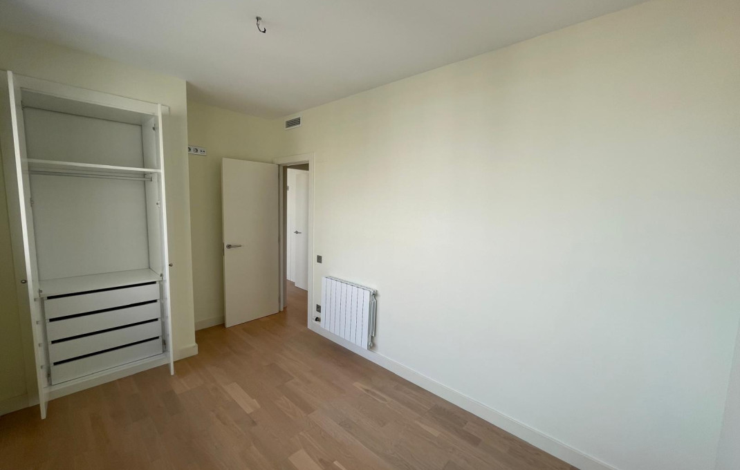 Sale - Piso -
Barcelona - Les corts