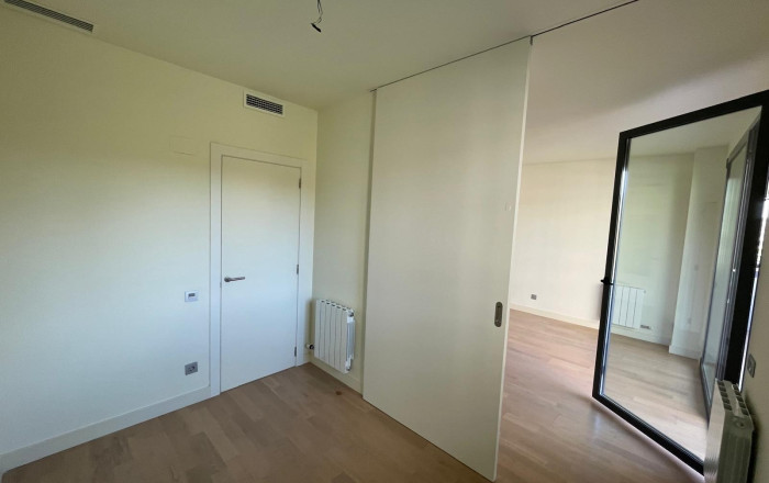 Sale - Piso -
Barcelona - Les corts