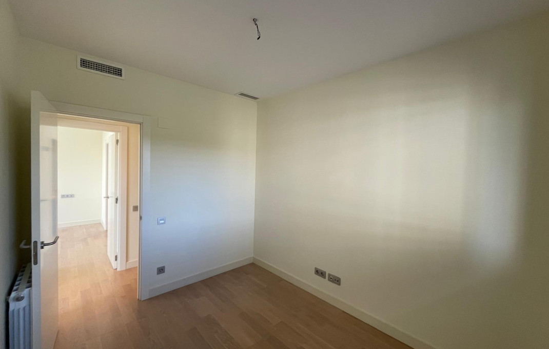 Sale - Piso -
Barcelona - Les corts