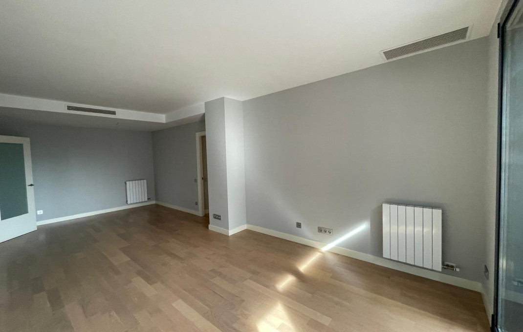 Venta - Piso -
Barcelona - Les corts