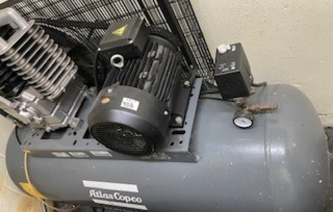 Traspaso - Taller mecánico  -
Vilanova i la Geltrú