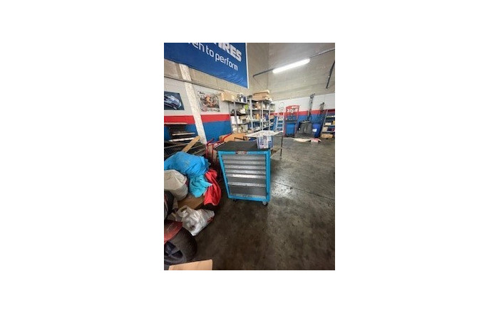 Traspaso - Taller mecánico  -
Vilanova i la Geltrú