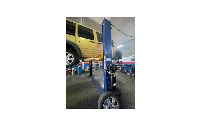 Traspaso - Taller mecánico  -
Vilanova i la Geltrú