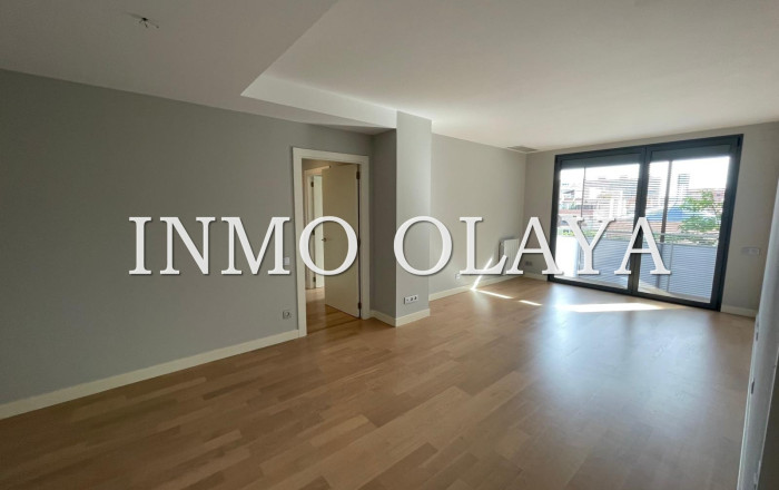 Venta - Piso -
Barcelona - Les corts