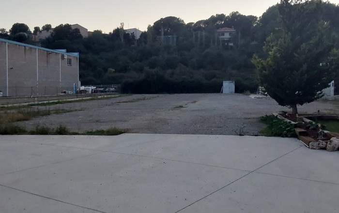 Alquiler - Terreno -
Sentmenat