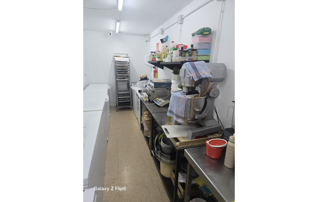 Traspaso - Obradores y/o Panaderias -
Barcelona - Sant Martí