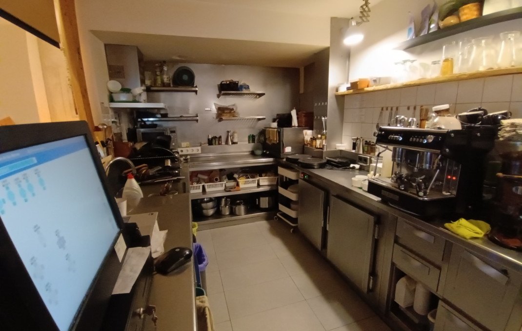 Traspaso - Licencia C2 -
Barcelona - Les corts