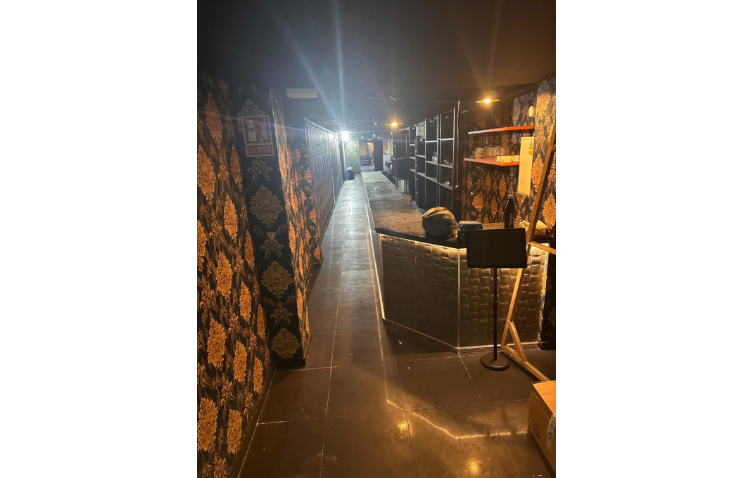 Transfert - Bar Copas Musical -
Barcelona - Eixample Izquierdo