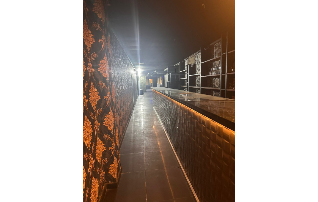 Transfert - Bar Copas Musical -
Barcelona - Eixample Izquierdo